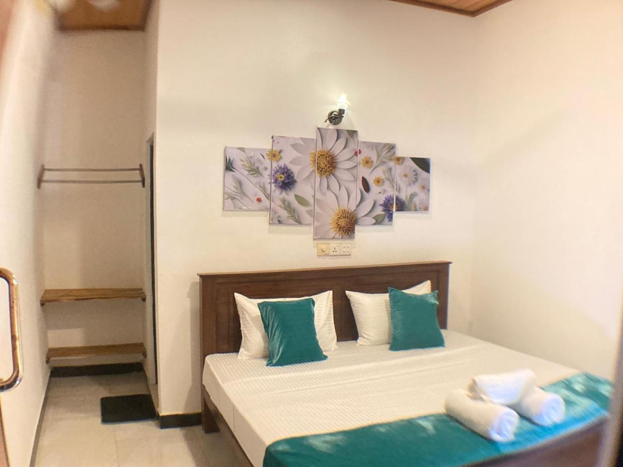 Ceylon Beach Haven Uppuveli Trincomalee Exterior photo