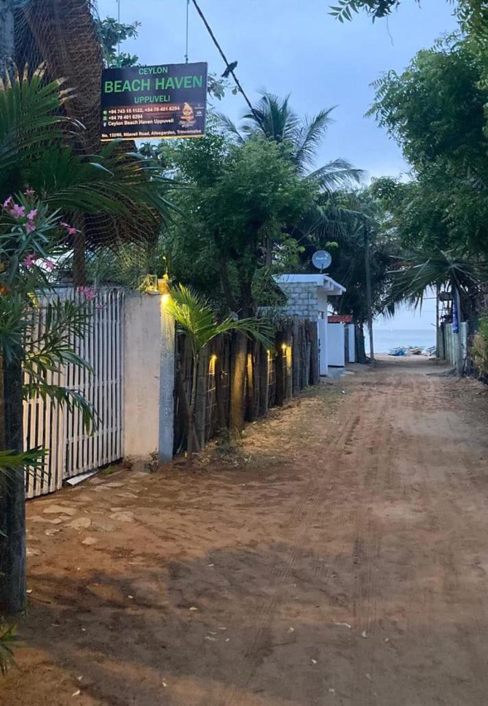 Ceylon Beach Haven Uppuveli Trincomalee Exterior photo
