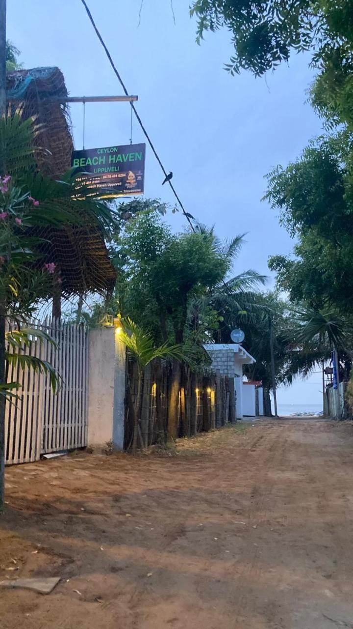 Ceylon Beach Haven Uppuveli Trincomalee Exterior photo